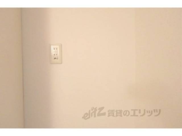 冷蔵庫置場　コンセント