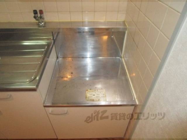 キッチン　コンロ置き場