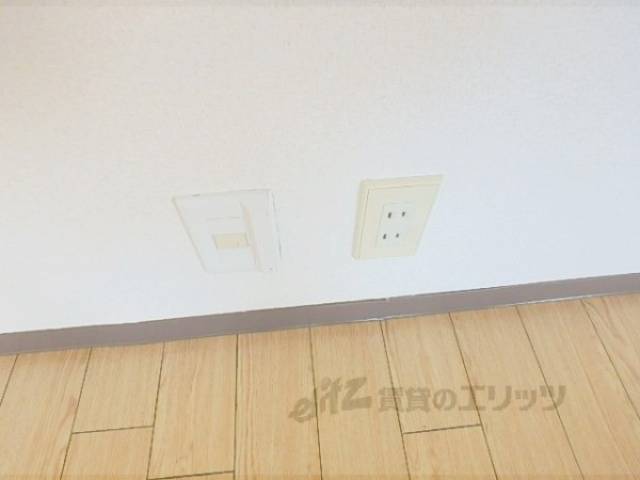 コンセント　入り口側