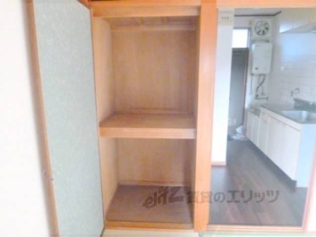 収納 奥行きのある押入れです。