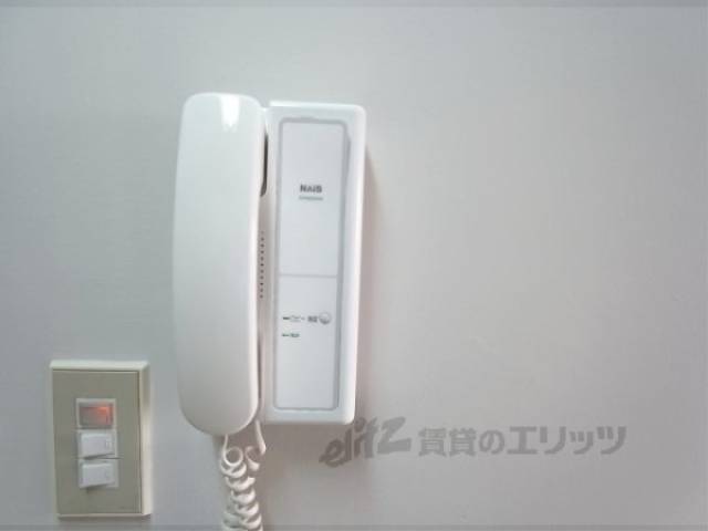 インターホン