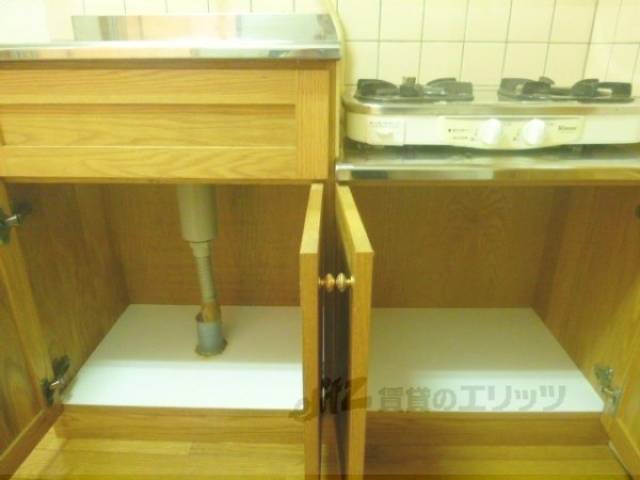 キッチン　下部収納