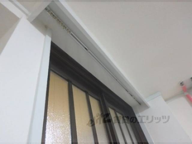 カーテンレール