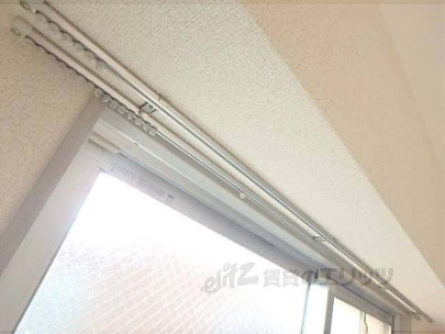 カーテンレール