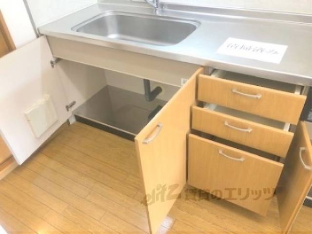 キッチン　収納