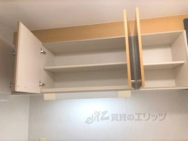 キッチン　収納