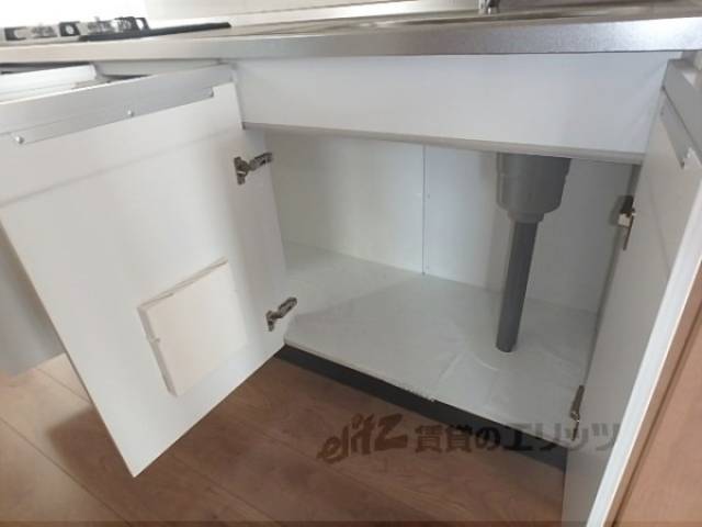 キッチン　収納