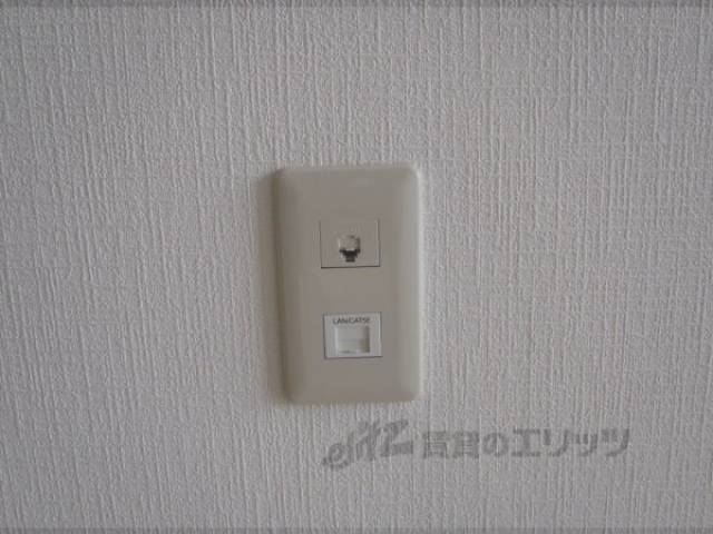 ネット・電話線