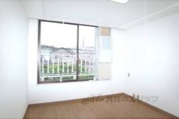 パインフィールド北白川１室内写真1