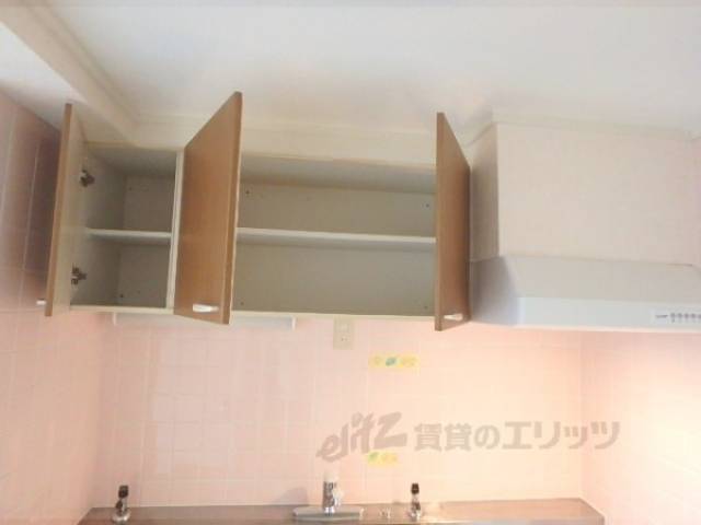 キッチン　収納