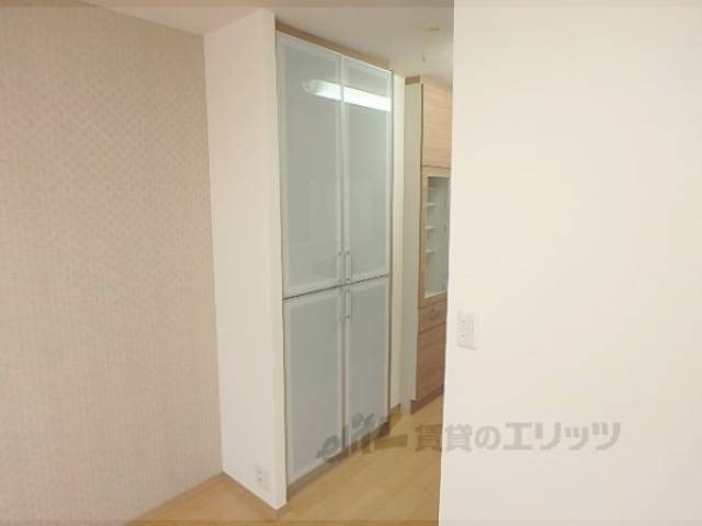 キッチン　収納