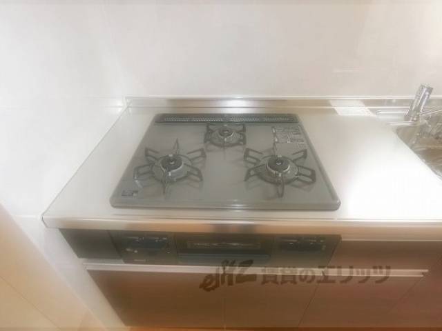 キッチン　コンロ
