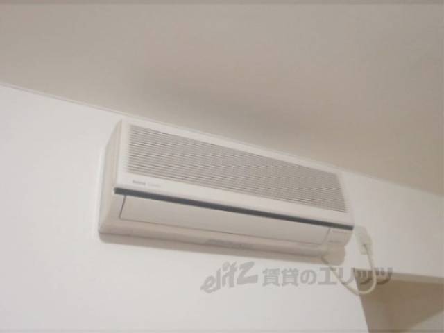 エアコン　リビングにエアコン設置済みです