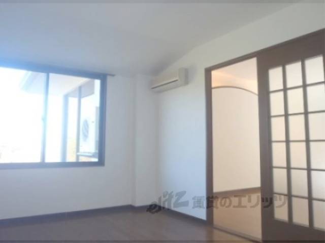 洋室　寝室としては十分の広さです