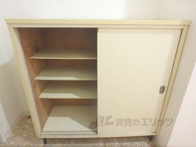 下駄箱　モニターフォン
