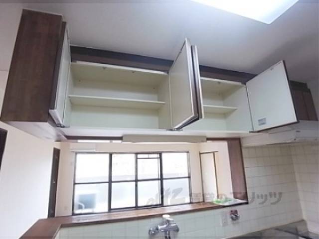 キッチン　収納