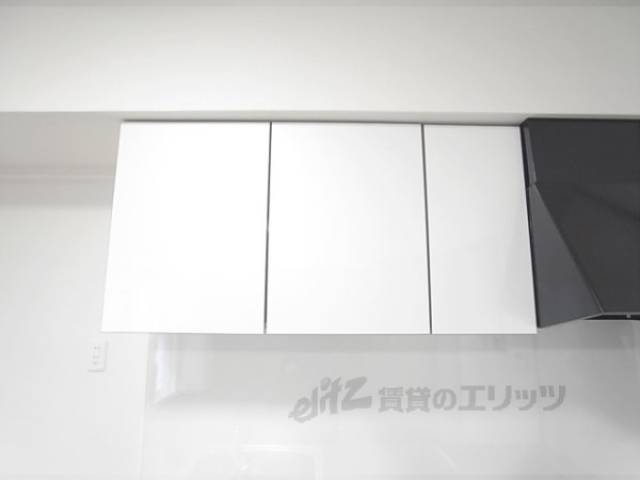 キッチン　キッチン上収納