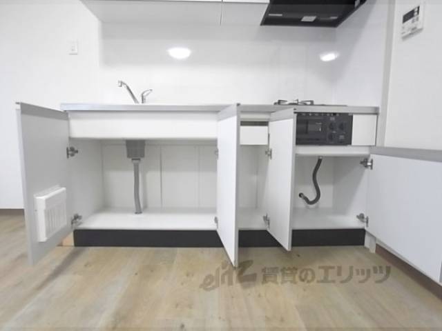 キッチン　キッチン下収納