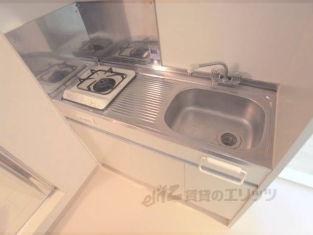 キッチン　コンパクトキッチン