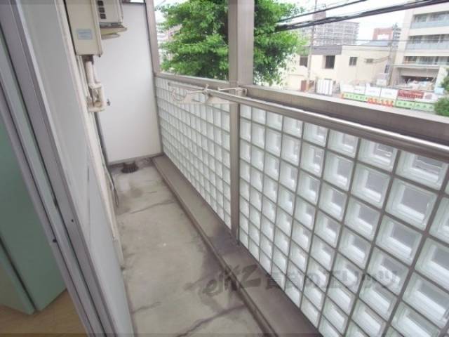 ベランダ　東向き