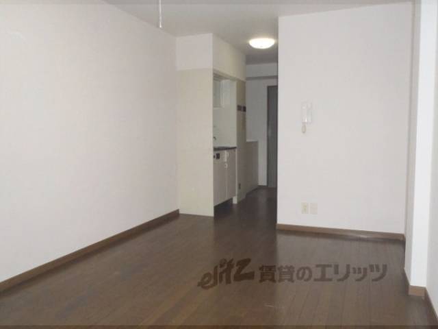 洋室　７．３帖のお部屋。ペットの相談できます