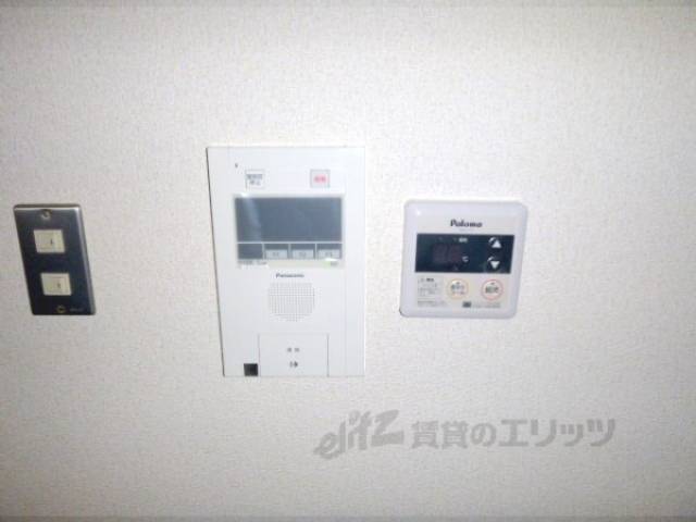 ドアホン、給湯設備