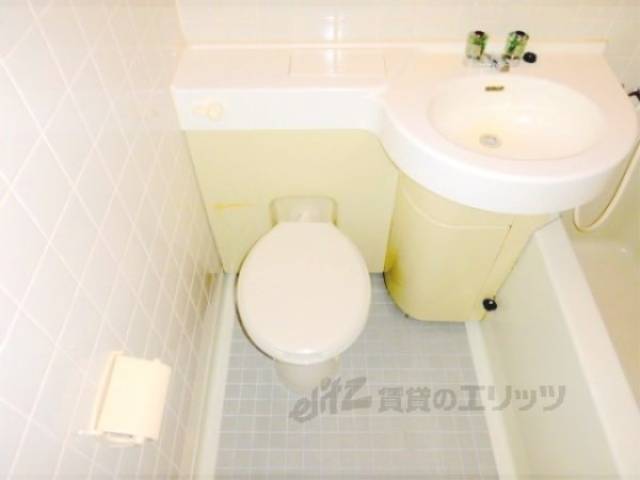 ユニットバス　トイレ部分です