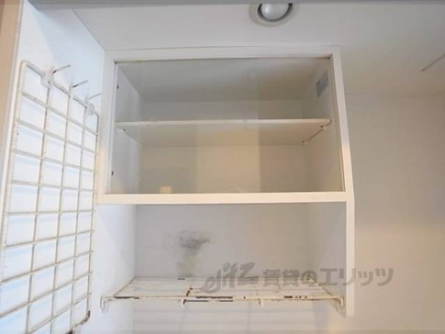 キッチン　キッチン上収納