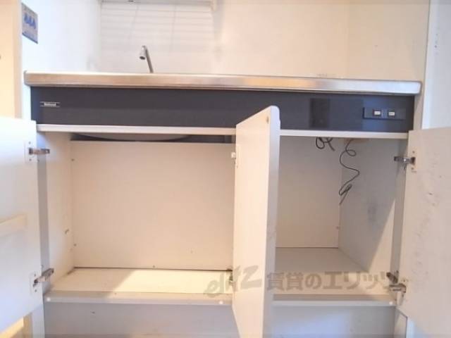 キッチン　キッチン下収納