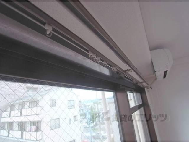 カーテンレール