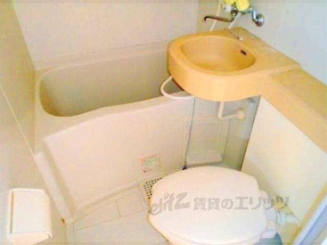 ユニットバス　広めのユニットバス