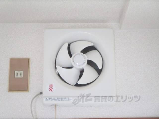 キッチン　換気扇