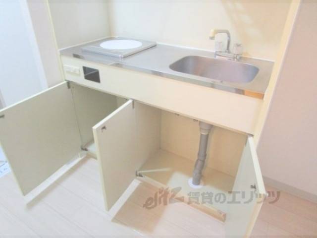 キッチン　キッチン下部収納