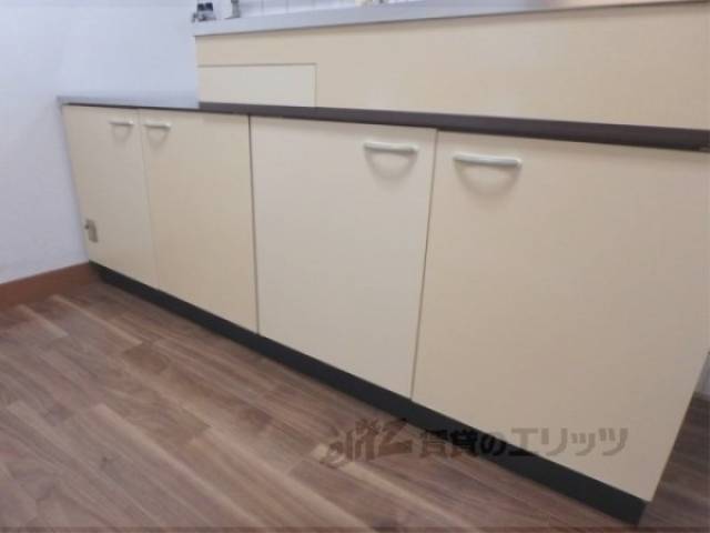 キッチン　キッチン下部収納