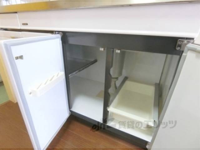キッチン　下部収納