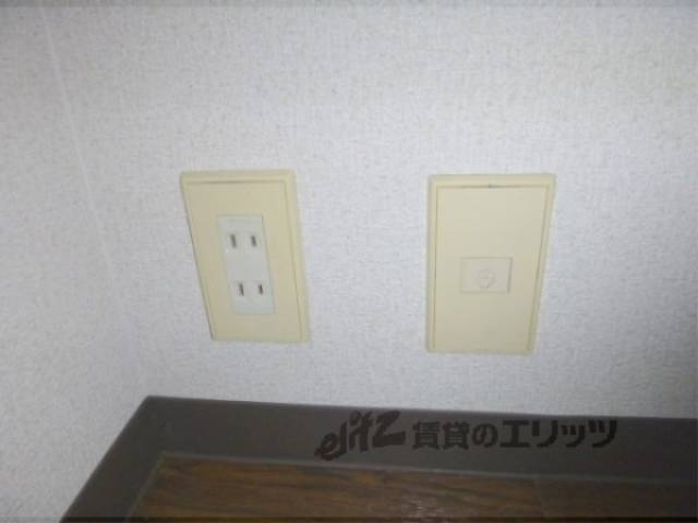コンセント・電話線