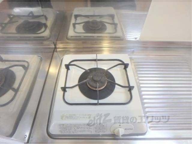 キッチン　コンロ