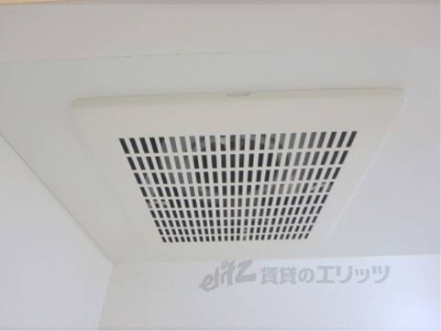 キッチン　換気扇