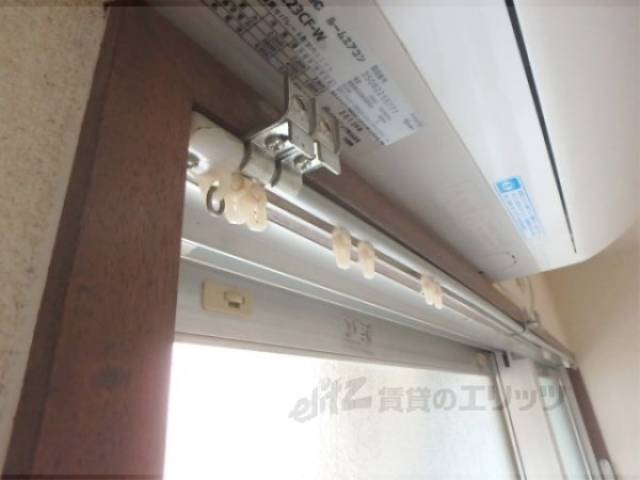 カーテンレール