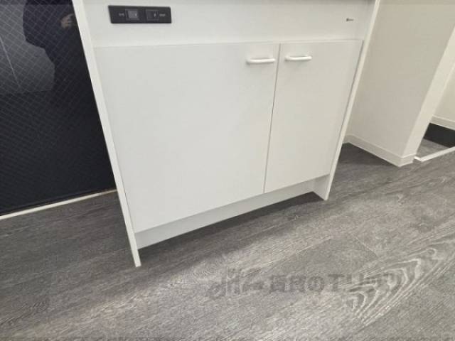 キッチン　下部収納