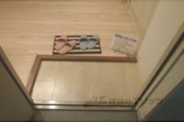 ヤングヴィレッジ嵯峨室内写真1
