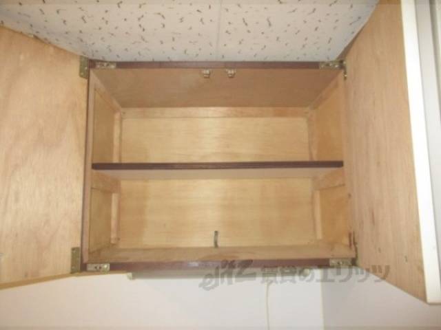 キッチン　キッチン上部収納