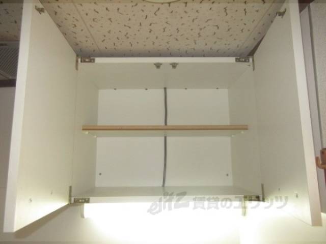 キッチン　キッチン上部収納