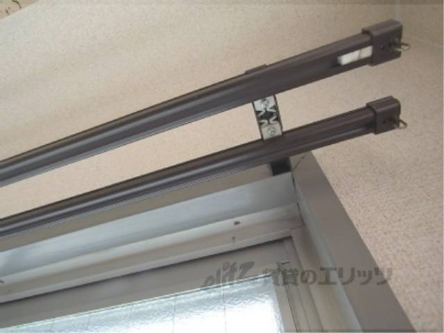 カーテンレール