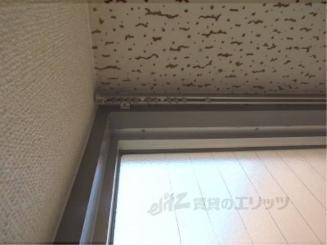 カーテンレール