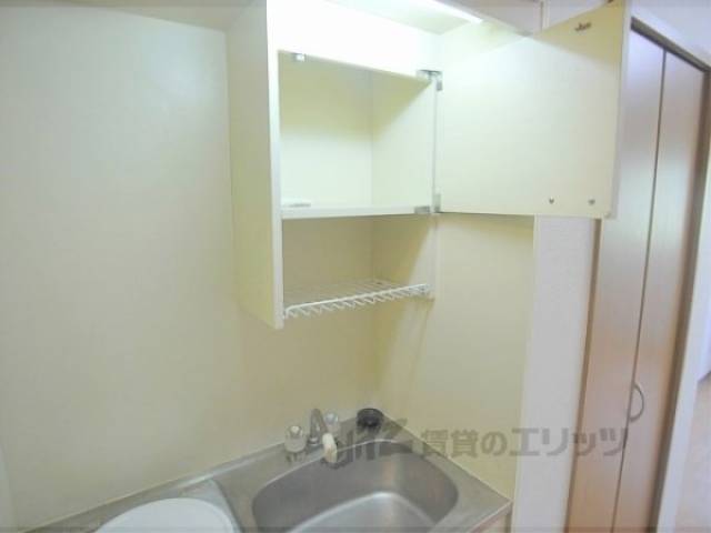 キッチン上部棚