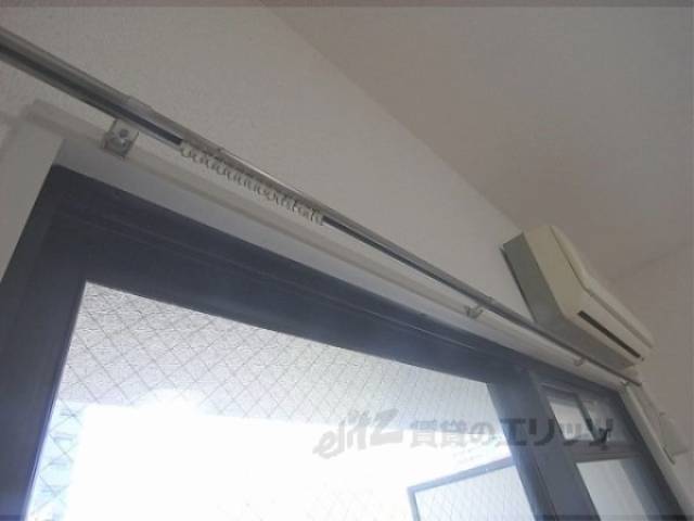 カーテンレール