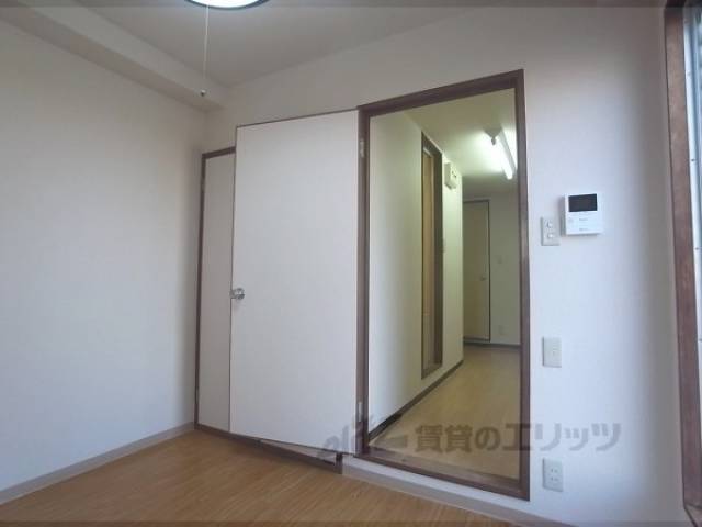 居室　4.5帖のお部屋です