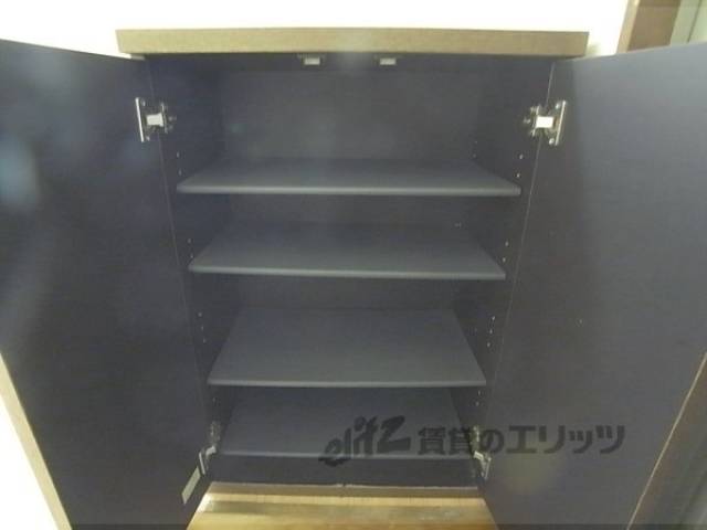 下駄箱　靴がたくさん入ります