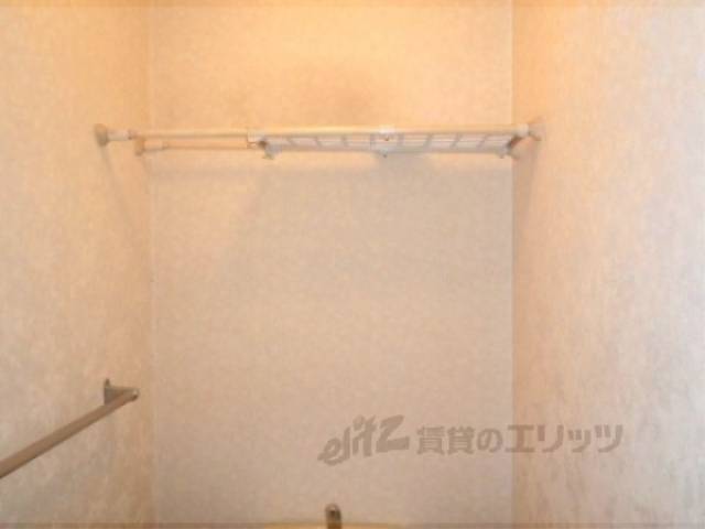 トイレ　トイレ物置